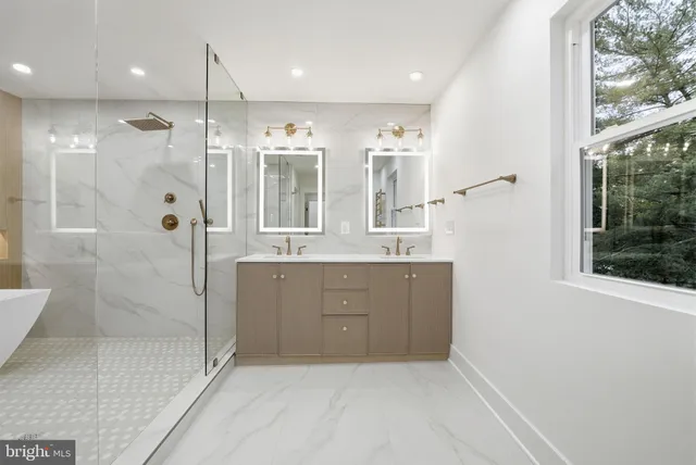 $1,549,900 | 2919 Fairhill Road, Fairfax, VA 22031