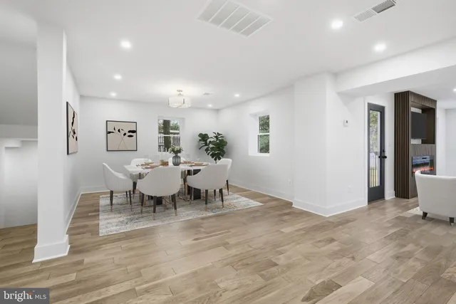 $1,390,900 | 2919 Fairhill Road, Fairfax, VA 22031