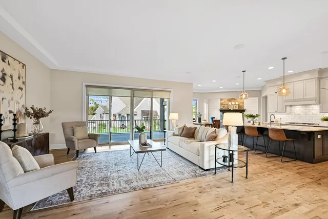 $1,225,000 | W248N2151 Kettle Cove Court, Pewaukee, WI 53072