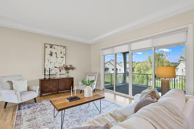 $1,225,000 | W248N2151 Kettle Cove Court, Pewaukee, WI 53072