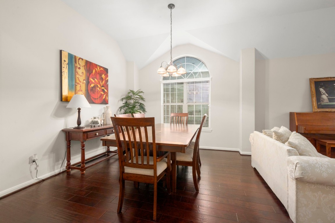 10026 Spring Rapid Way Tomball, TX 77375 - Photo 9 of 30