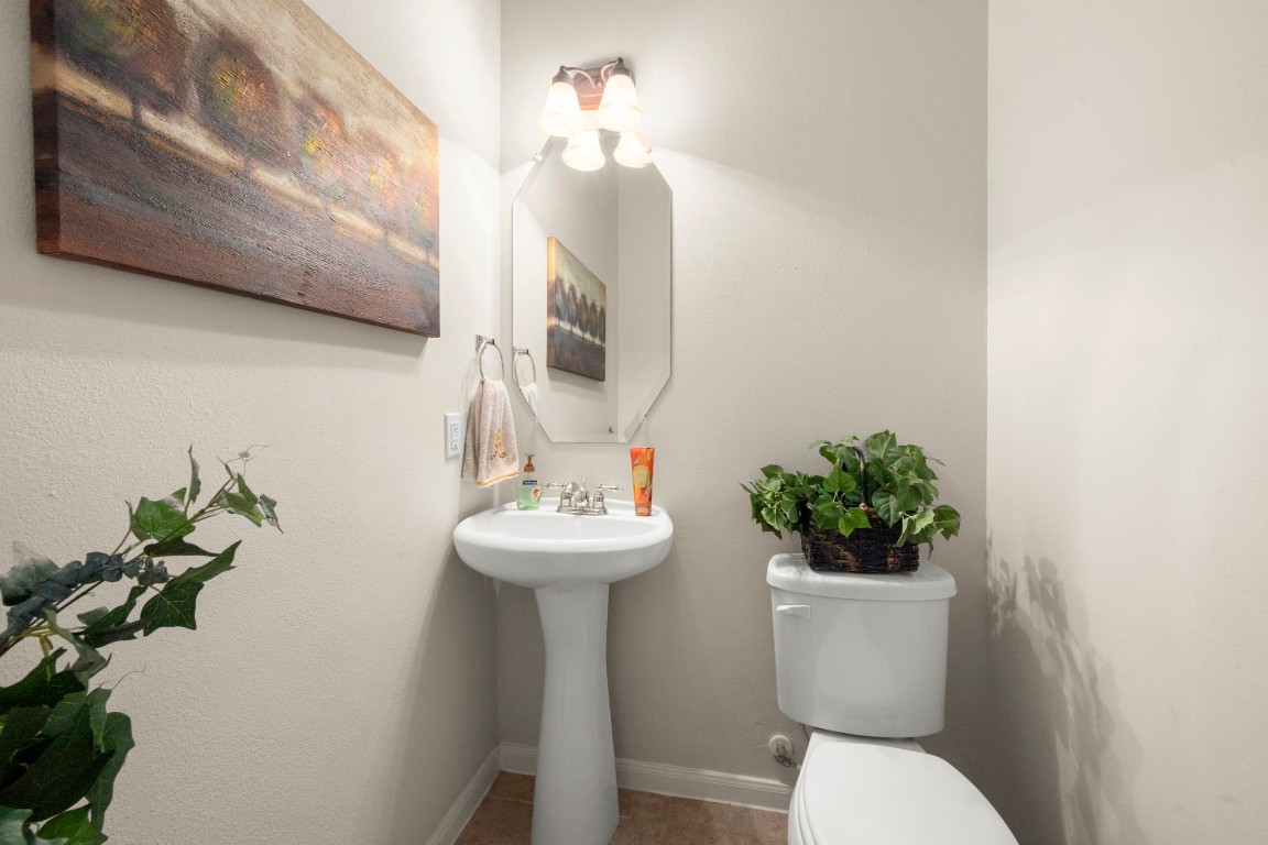 10026 Spring Rapid Way Tomball, TX 77375 - Photo 10 of 30