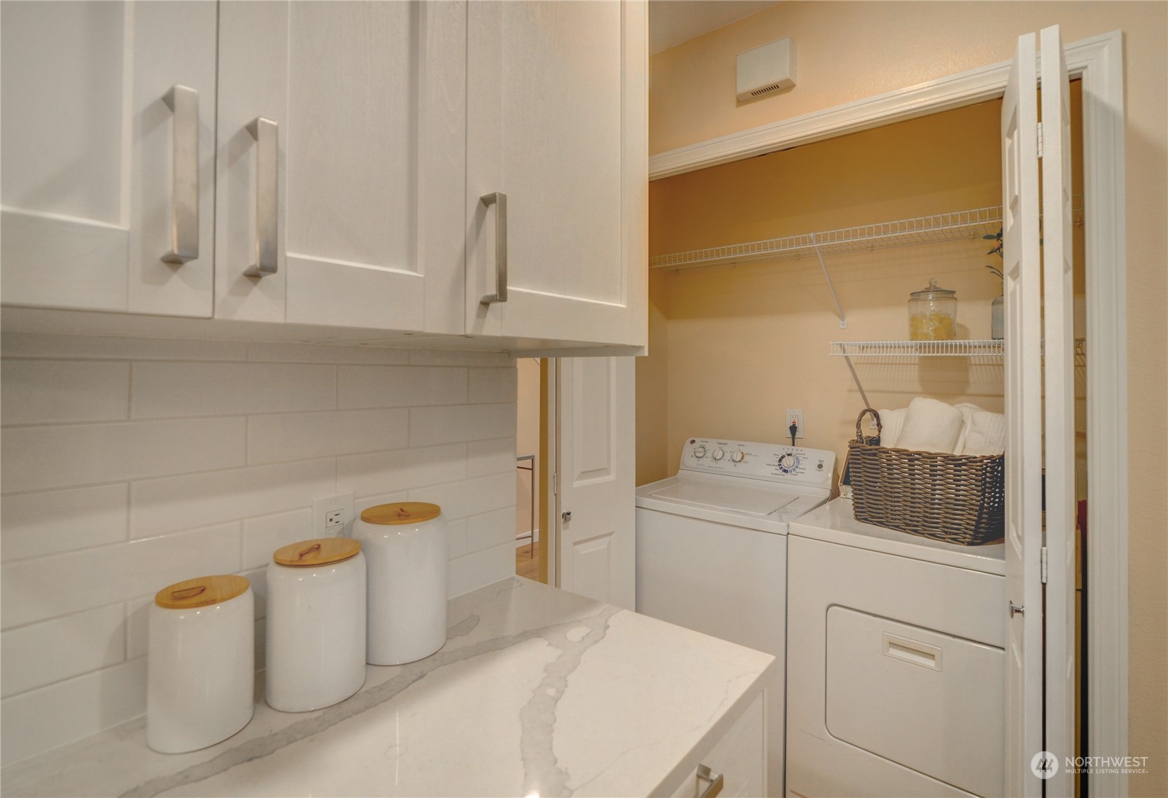 23111 15th Avenue Southeast, Unit E3 Bothell, WA 98021 - Photo 15 of 30 a bathroom with a sink and a mirror