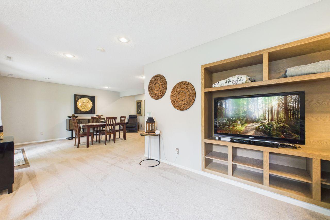 7974 Autumn Ridge Way Chanhassen, MN 55317 - Photo 26 of 41 Gallery Image 26