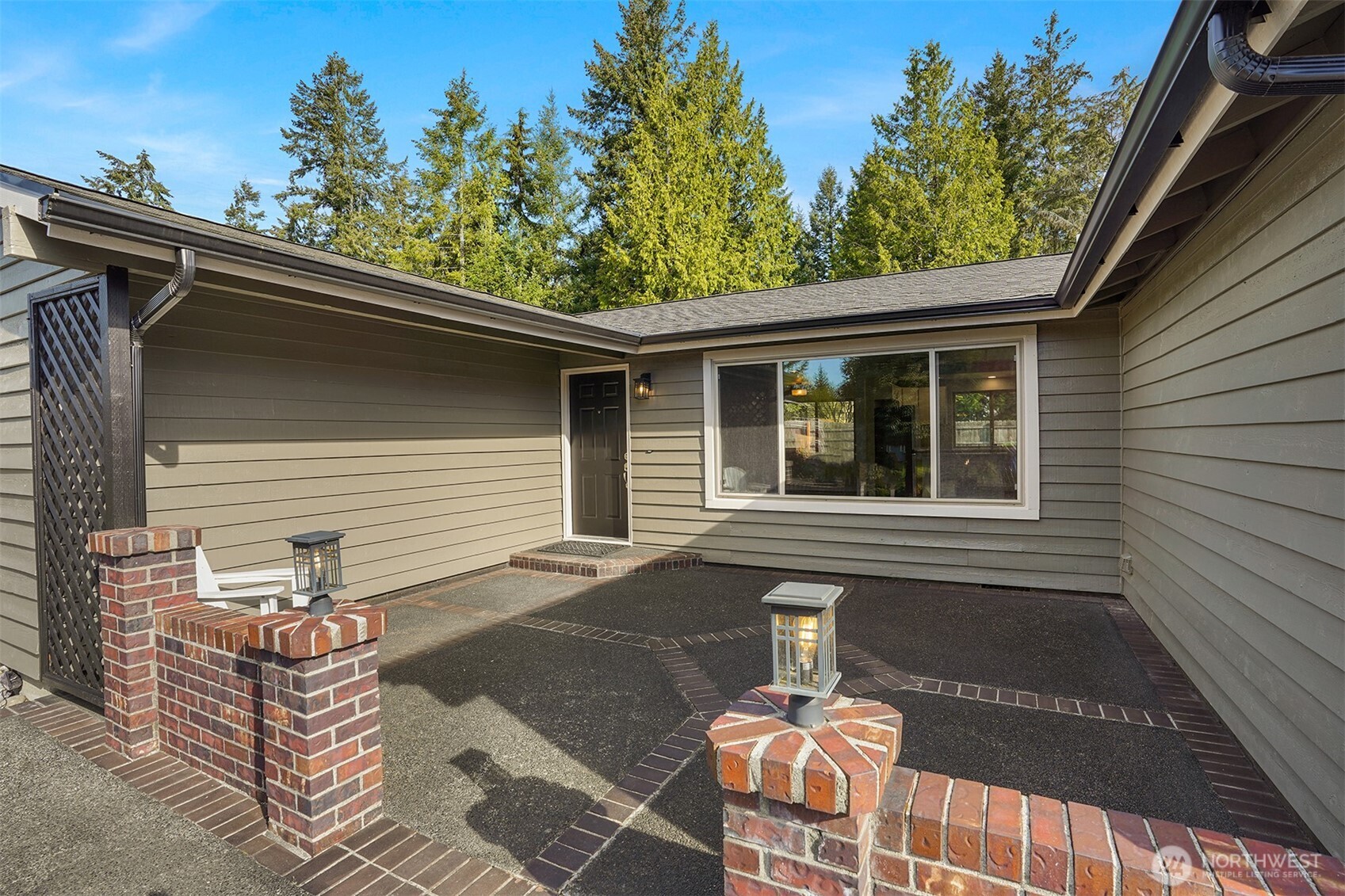 13212 Southeast 159th Place Renton, WA 98058 - Photo 2 of 25 Gallery Image 2