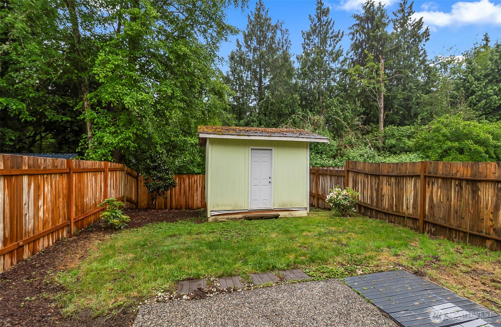 2114 186th Place Southeast Bothell, WA 98012 - Photo 33 of 40