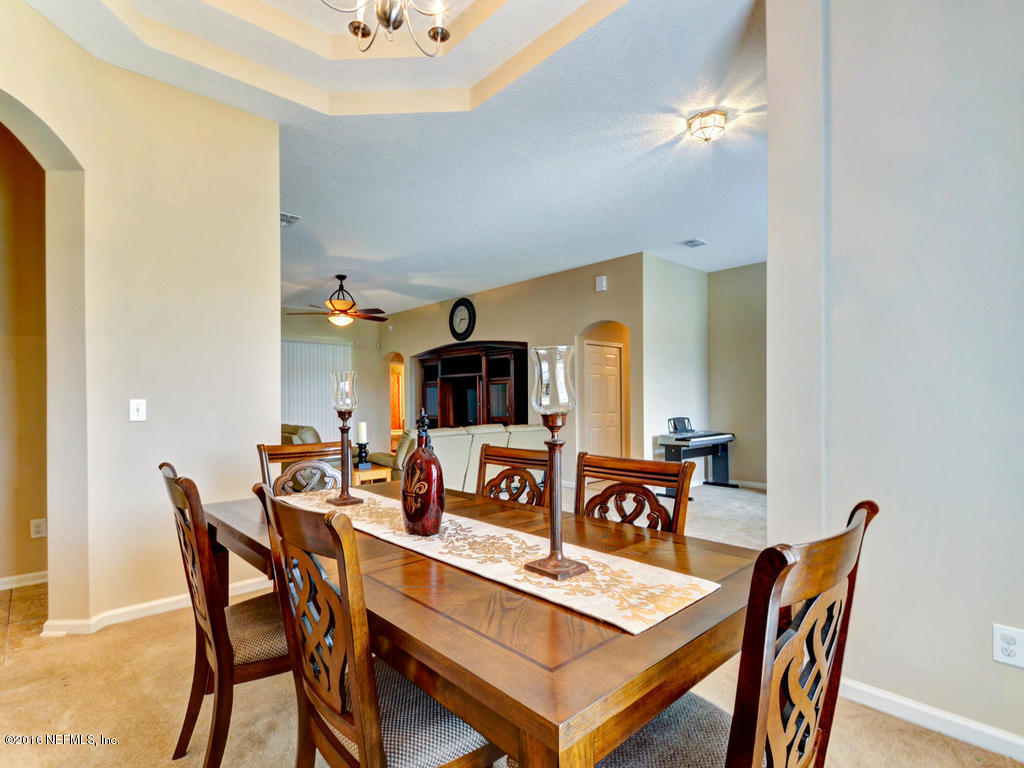 1582 Falkland Road East Jacksonville, FL 32221 - Photo 11 of 36 1582 Falkland Rd E-MLS_Size-013-5-Dining