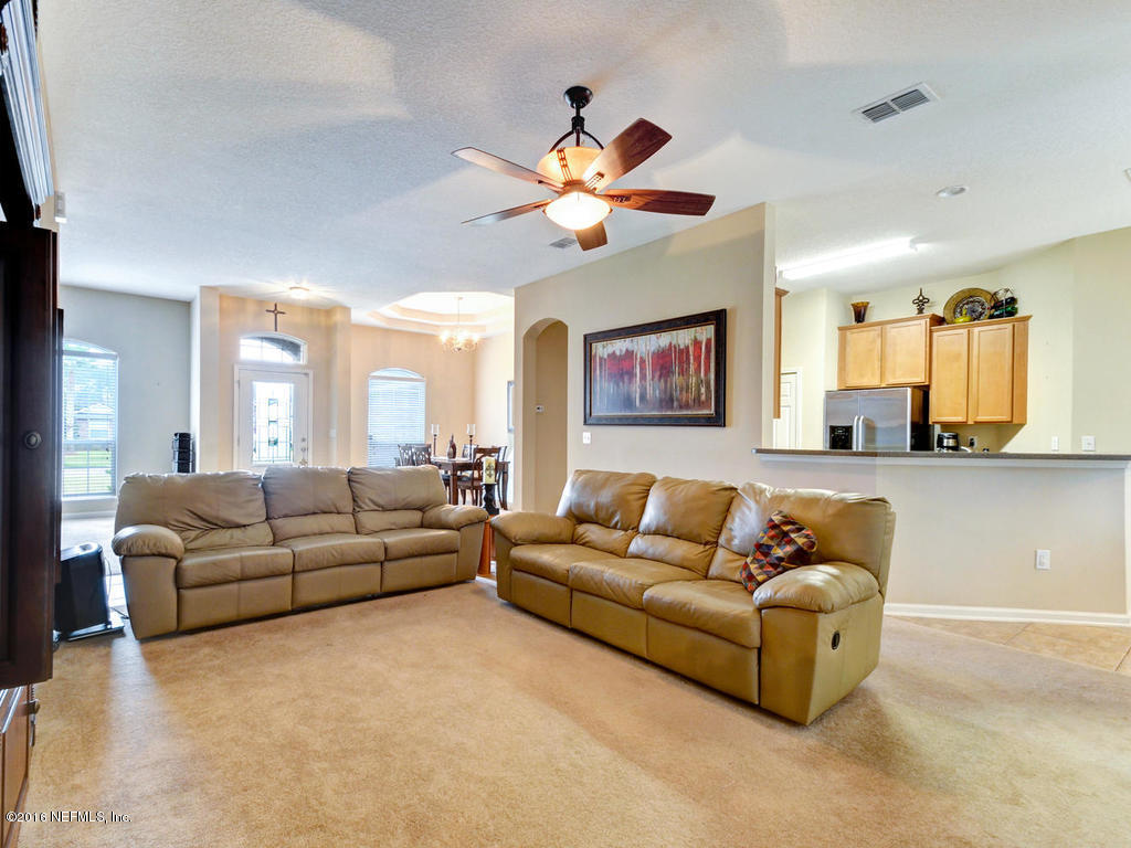 1582 Falkland Road East Jacksonville, FL 32221 - Photo 14 of 36 1582 Falkland Rd E-MLS_Size-017-9-Family