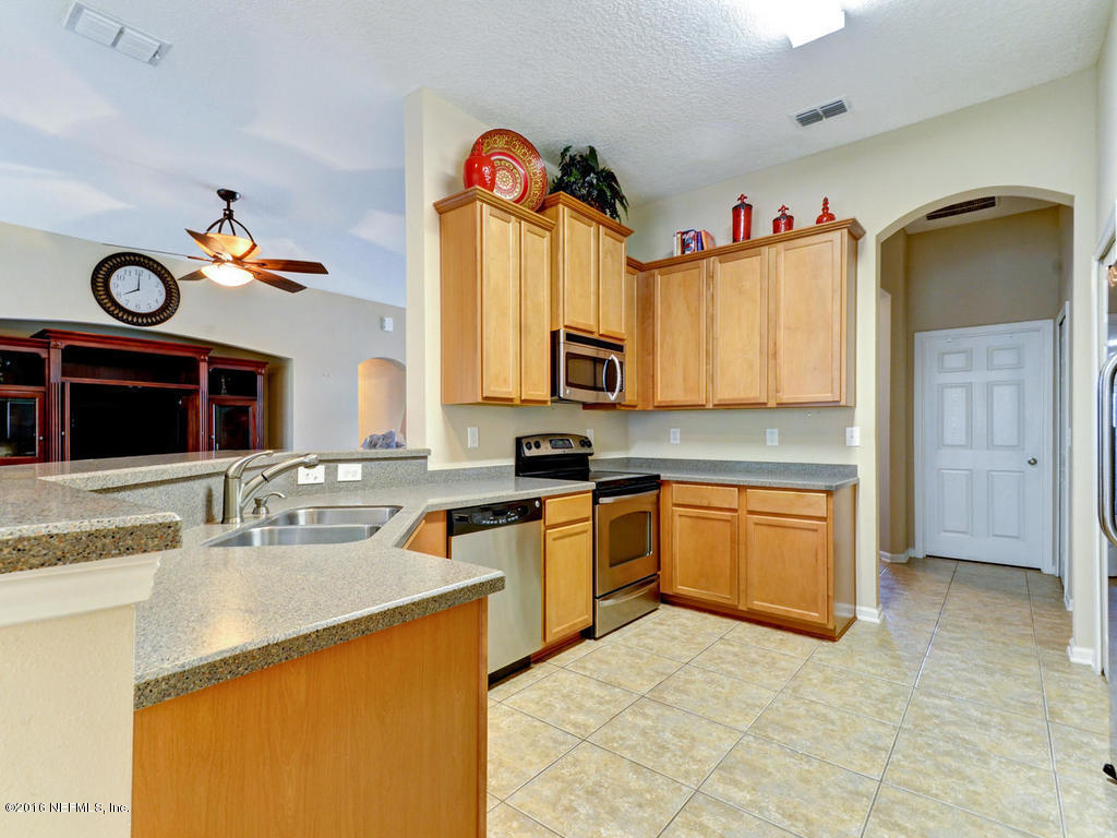 1582 Falkland Road East Jacksonville, FL 32221 - Photo 16 of 36 1582 Falkland Rd E-MLS_Size-019-13-Kitch