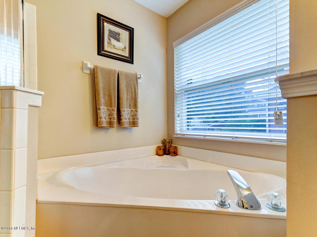 1582 Falkland Road East Jacksonville, FL 32221 - Photo 26 of 36 1582 Falkland Rd E-MLS_Size-029-18-Maste