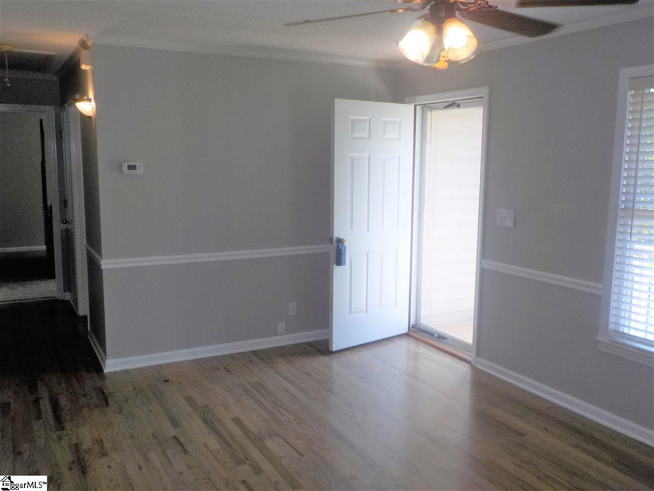 3570 Brown Road Greer, SC 29651 - Photo 7 of 30