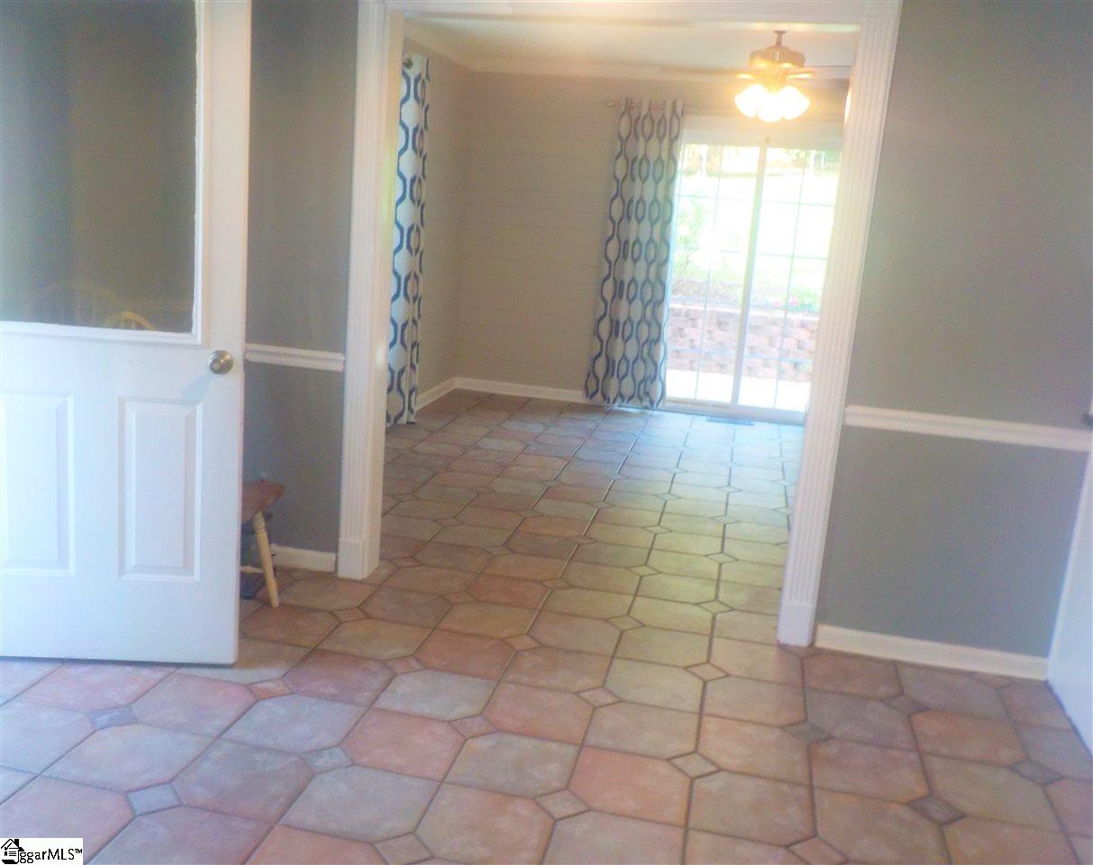 3570 Brown Road Greer, SC 29651 - Photo 10 of 30