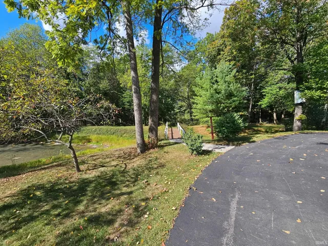 $430,000 | 3766 Highway 41, Bloomingdale, IN 47832