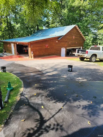 $430,000 | 3766 Highway 41, Bloomingdale, IN 47832