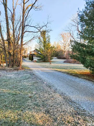 $430,000 | 3766 Highway 41, Bloomingdale, IN 47832