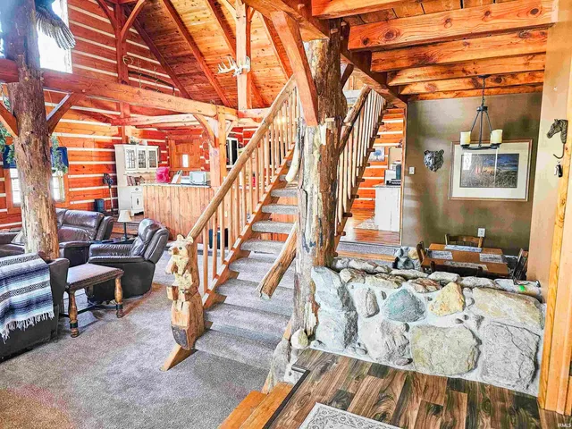 $430,000 | 3766 Highway 41, Bloomingdale, IN 47832