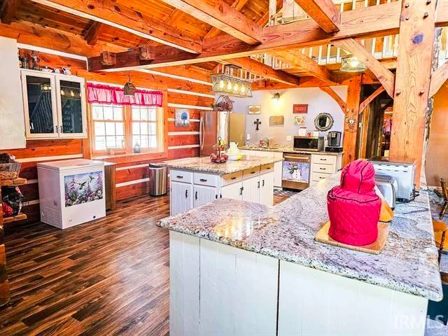 $430,000 | 3766 Highway 41, Bloomingdale, IN 47832