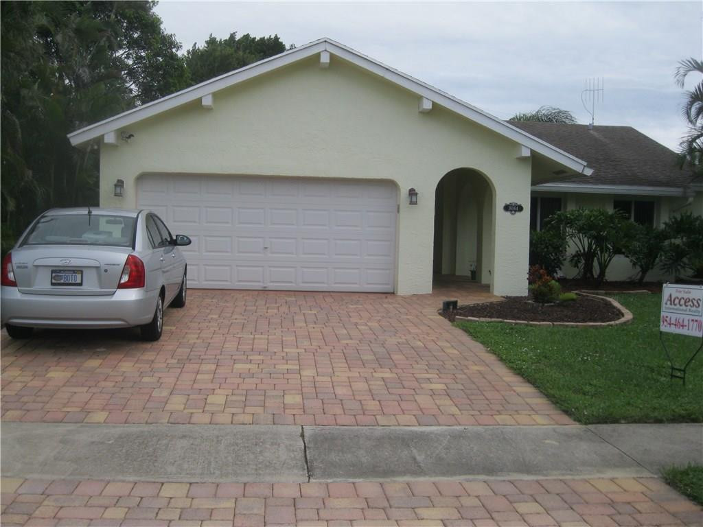 18064 Grove Avenue Boca Raton, FL 33498 - Photo 1 of 20 Photo 1