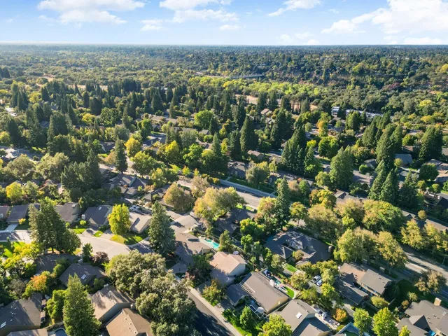 an aerial view of multiple house