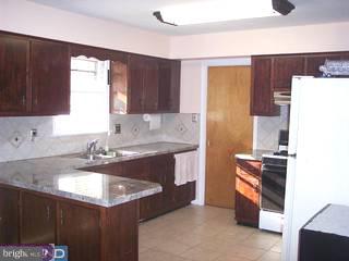 2016 Lenhart Road Hatfield, PA 19440 - Photo 4 of 6 Gallery Image 4