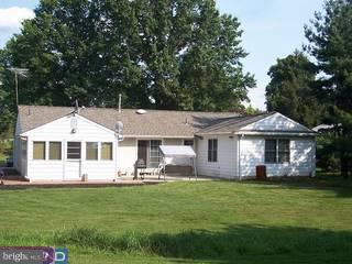 2016 Lenhart Road Hatfield, PA 19440 - Photo 6 of 6 Gallery Image 6