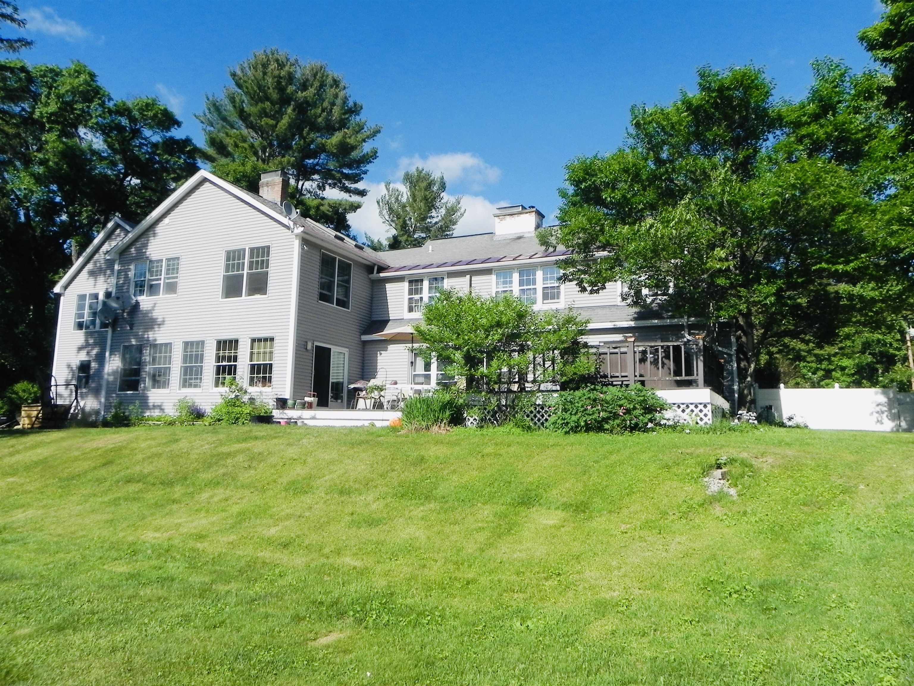 31 Highland Circle Springfield, VT 05156 - Photo 7 of 37