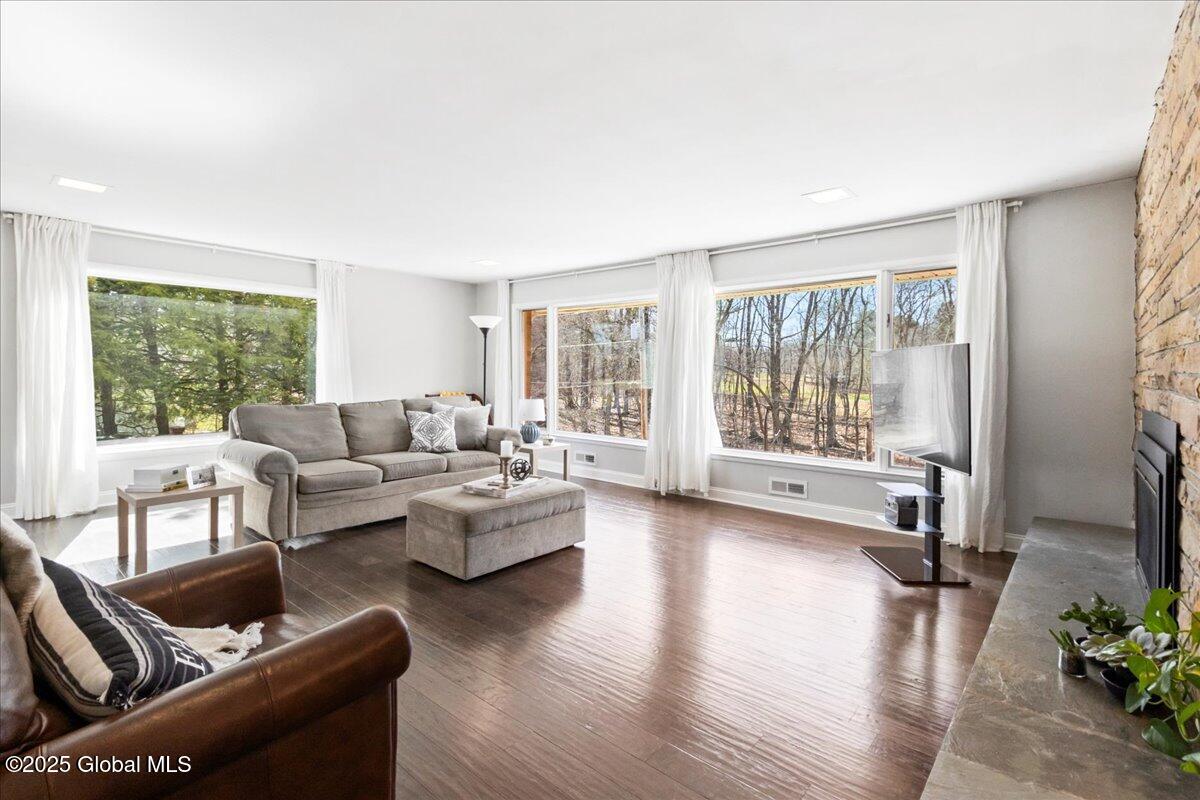 1273 Ruffner Road Niskayuna, NY 12309 - Photo 13 of 33 13-IMG_7832