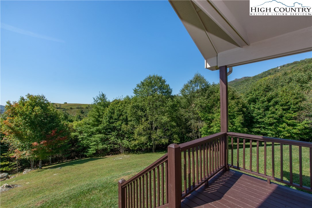 525 Fox Meadow Road Banner Elk, NC 28604 - Photo 7 of 25 Gallery Image 7