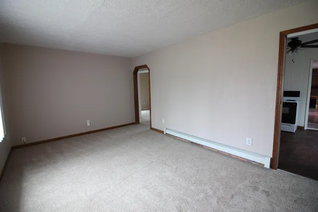 $130,000 | 22779 Almond Avenue, Eastpointe, MI 48021