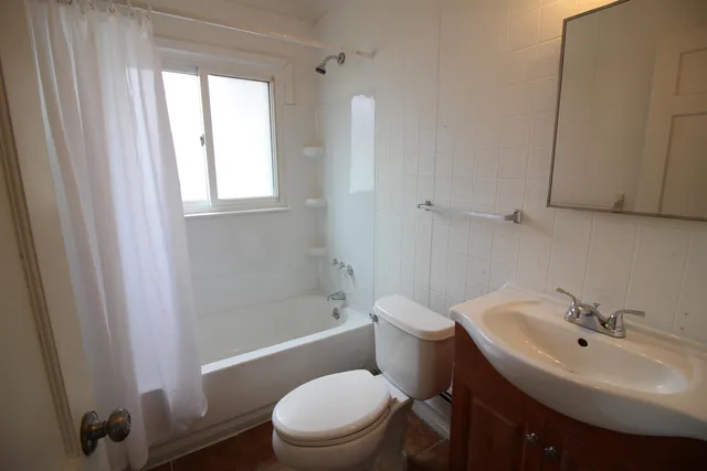 $130,000 | 22779 Almond Avenue, Eastpointe, MI 48021