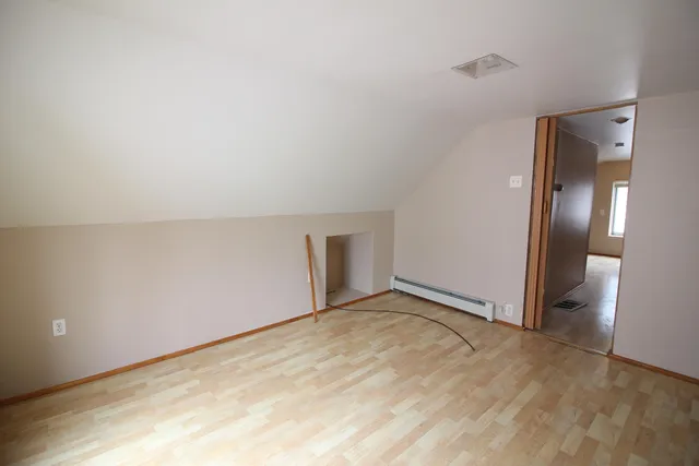 $130,000 | 22779 Almond Avenue, Eastpointe, MI 48021