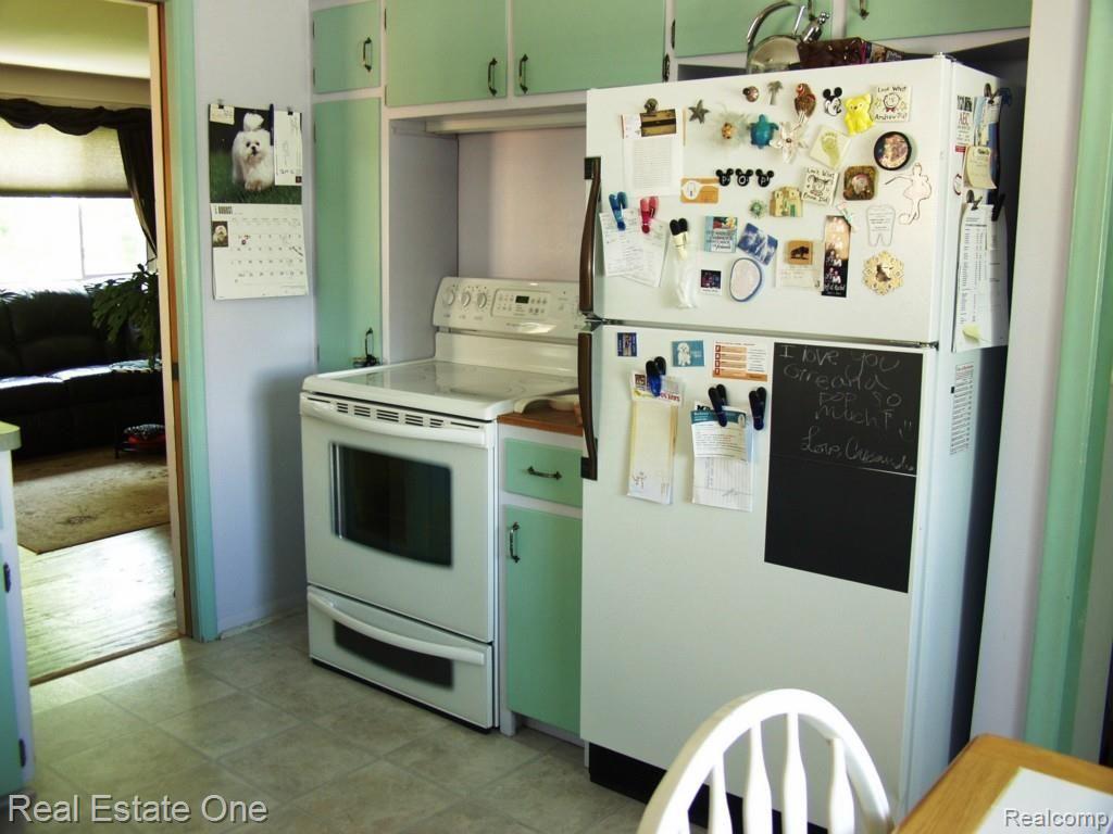 Kitchen / Living Room Door