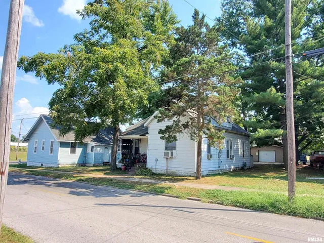 $40,000 | 303 West Sycamore Street, Carbondale, IL 62901