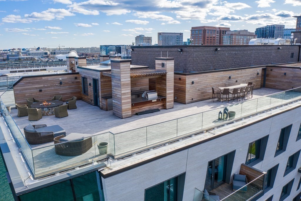 300 Pier 4 Blvd., Unit PHC Boston, MA 02210 - Photo 33 of 42 a picture of a city view