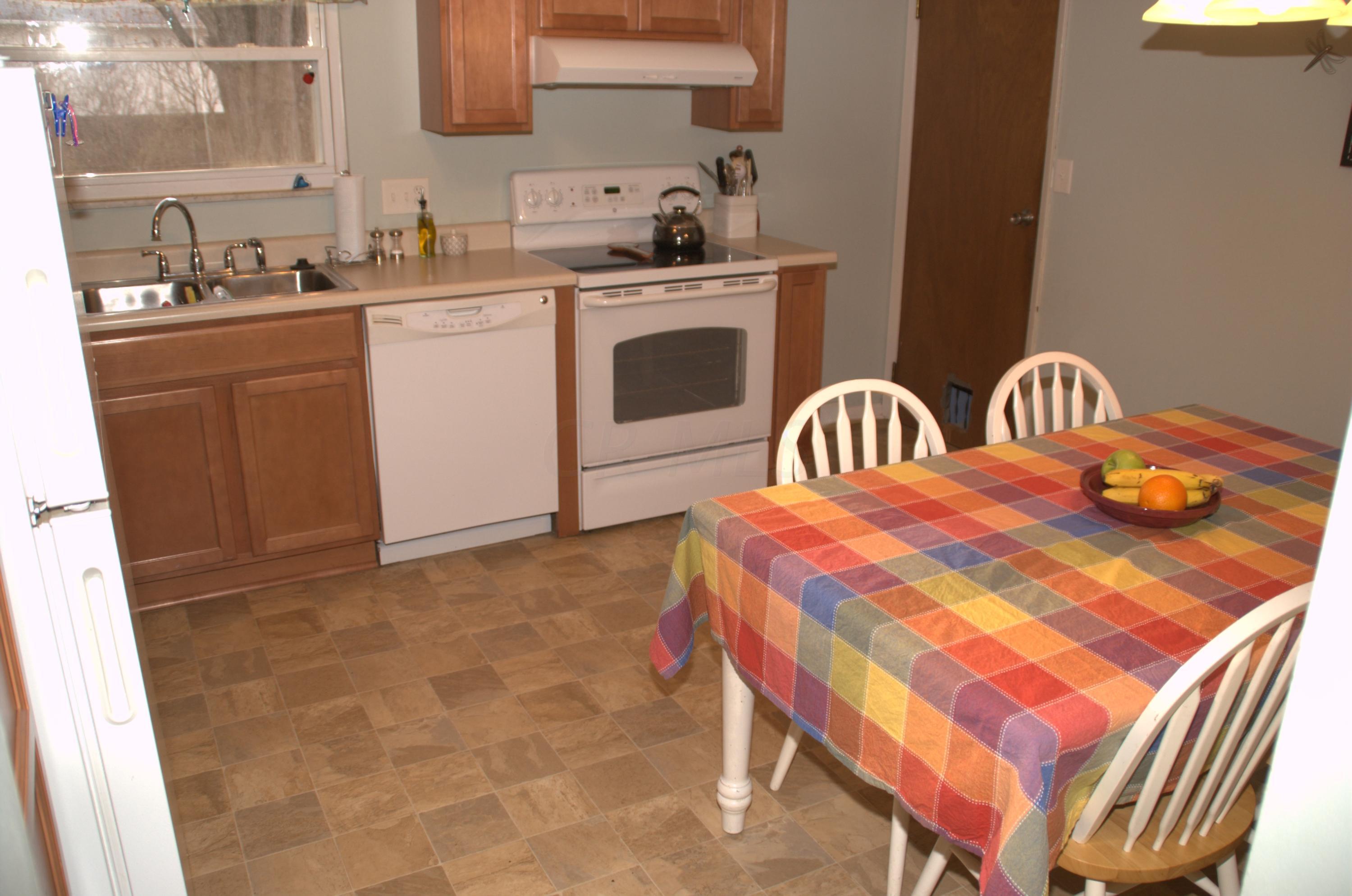 6329 Faircrest Road Columbus, OH 43229 - Photo 11 of 13 Gallery Image 11