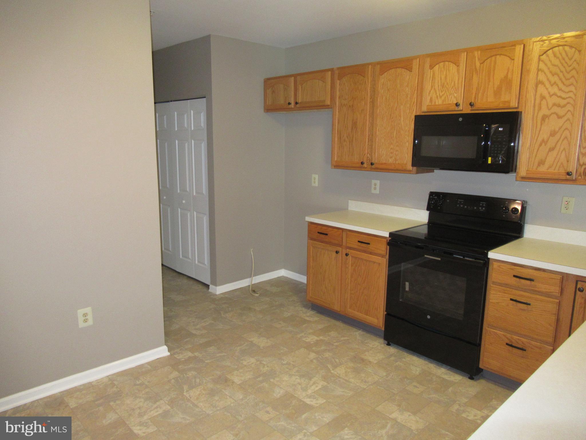 75 Stuart Drive Norristown, PA 19401 - Photo 9 of 11