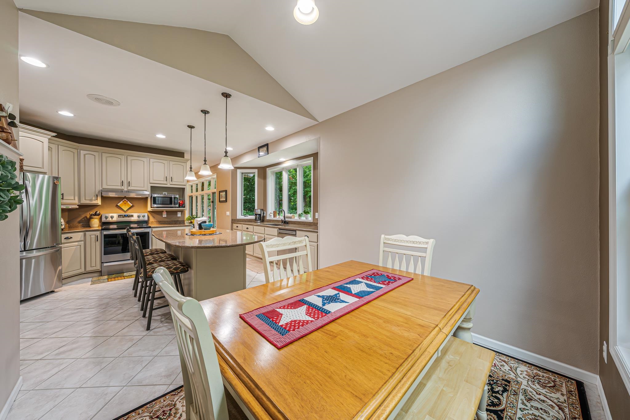 8405 Ridgeview Court Larsen, WI 54947 - Photo 20 of 68
