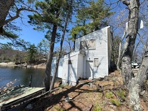 $160,000 | 34 Baby Beach Road, Groton, MA 01450