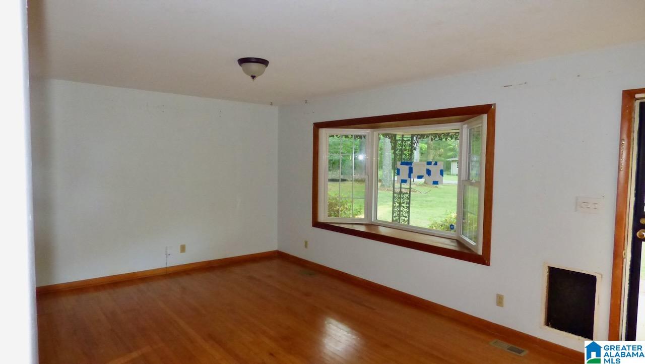 546 West Limestone Road Hazel Green, AL 35750 - Photo 4 of 38
