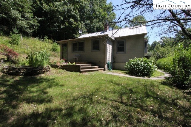 1919 Powerhouse Road Independence, VA 24348 - Photo 18 of 43 Gallery Image 18