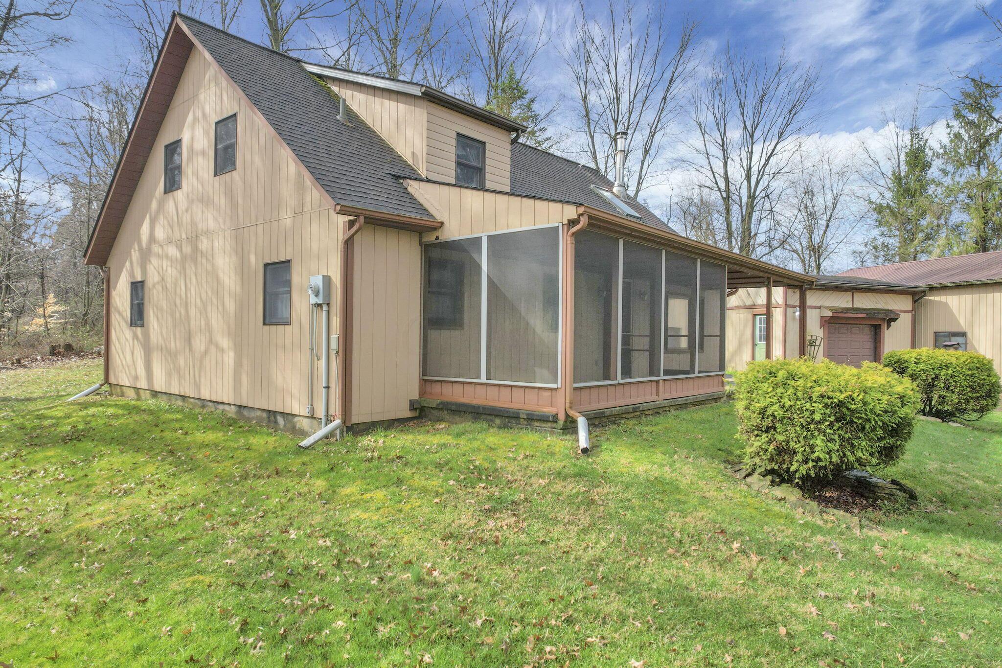 10871 Miller Road Northwest Johnstown, OH 43031 - Photo 5 of 49 7-web-or-mls-DJI_0995