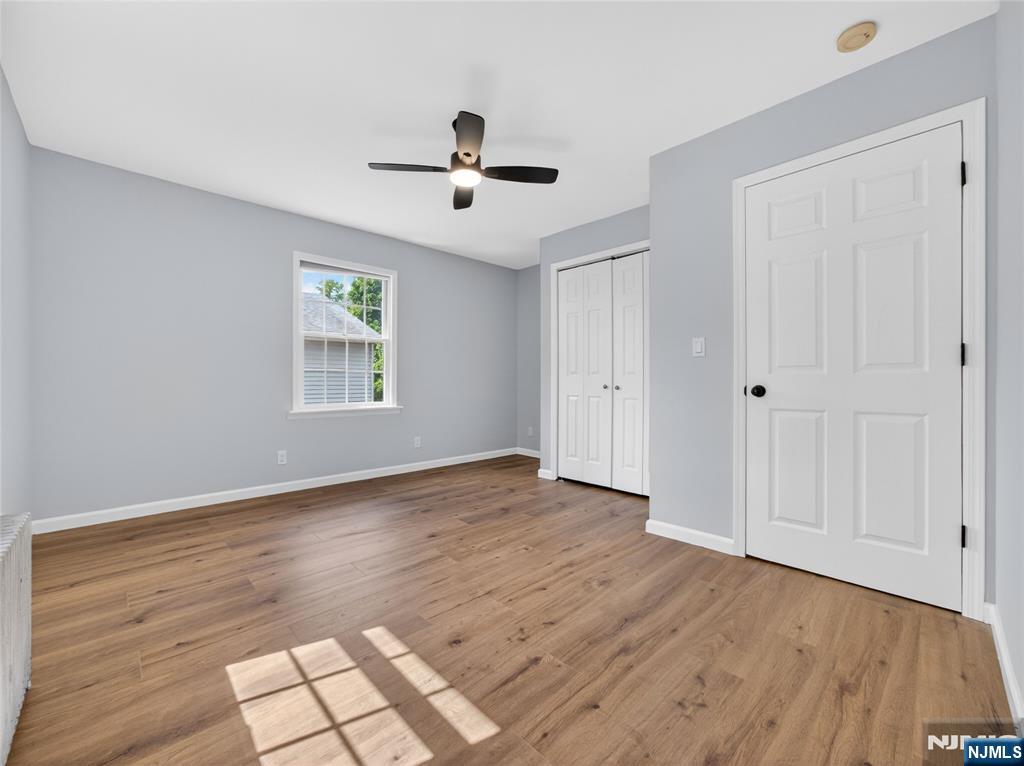 538 Coolidge Place Paramus, NJ 07652 - Photo 21 of 42