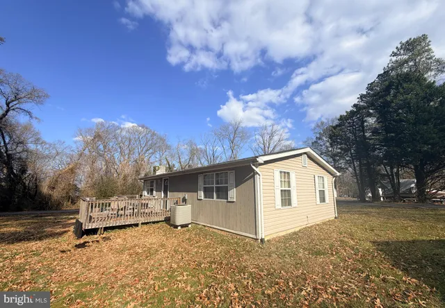 $275,000 | 26445 Peninsular Drive, Hollywood, MD 20636