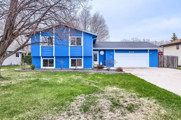 $359,000 | 8129 Taylor Street Northeast, Spring Lake Park, MN 55432