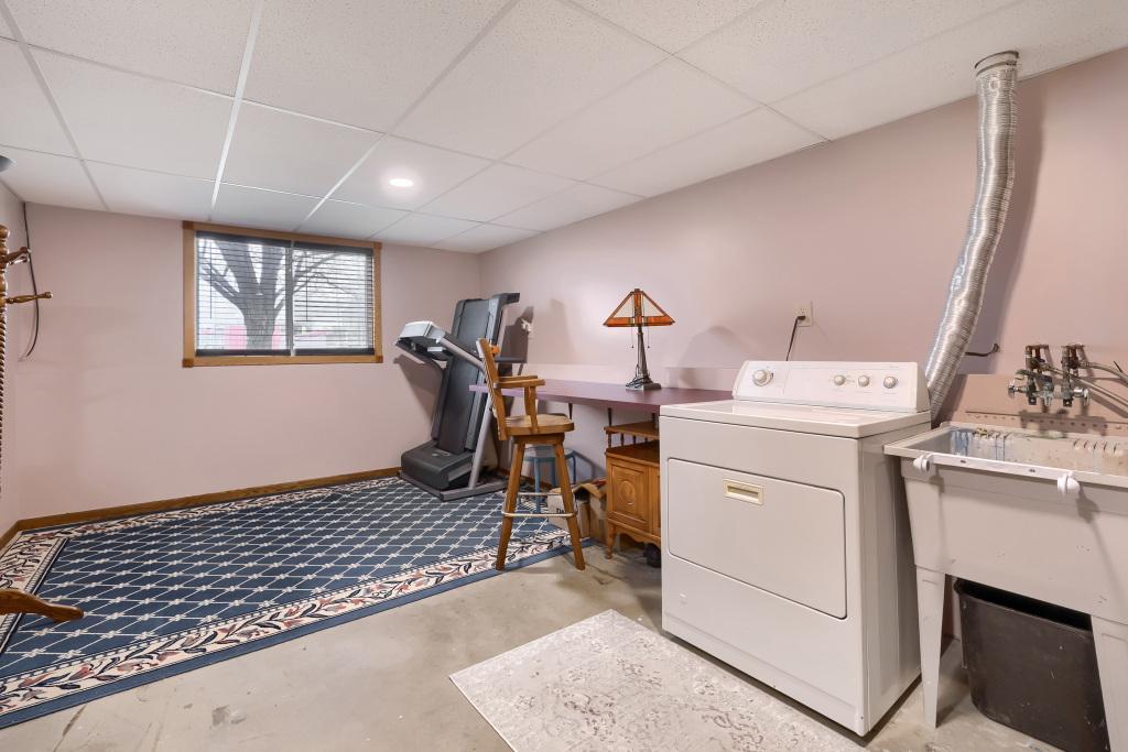8129 Taylor Street Northeast Spring Lake Park, MN 55432 - Photo 23 of 34