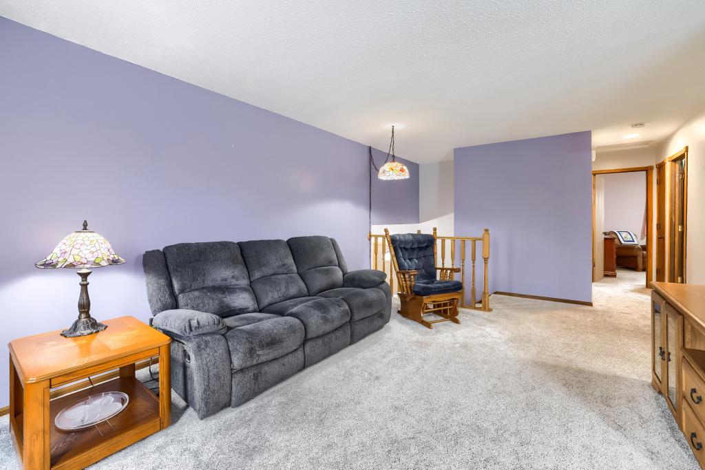 8129 Taylor Street Northeast Spring Lake Park, MN 55432 - Photo 5 of 34
