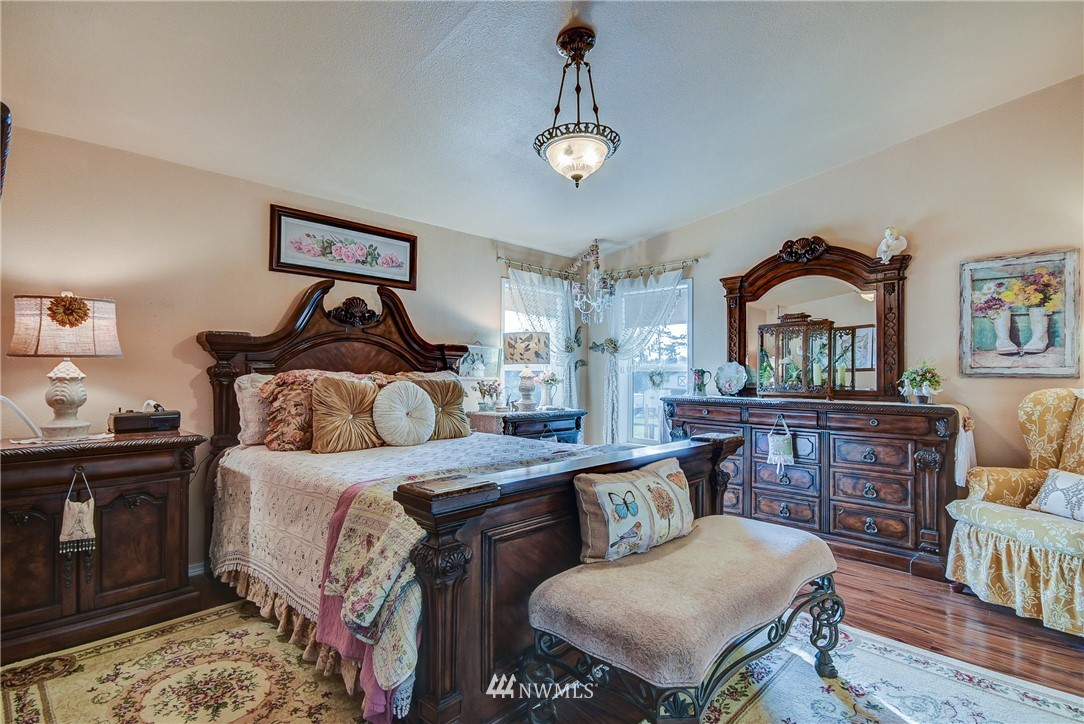 1191 West Waterloo Road Oak Harbor, WA 98277 - Photo 14 of 25 Gallery Image 14