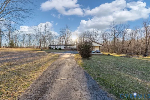 $235,000 | 3645 DC Caney Ridge Road, Clintwood, VA 24228