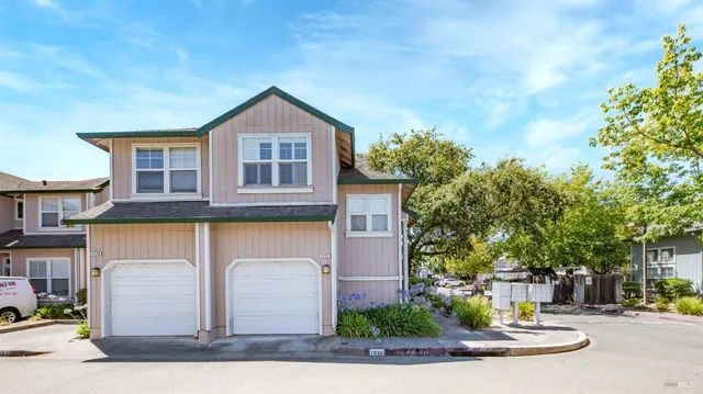 $422,000 | 1532 Pinebrook Place, Santa Rosa, CA 95403