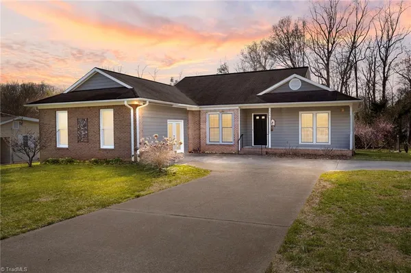 $373,000 | 258 Carter Circle, Winston-Salem, NC 27106